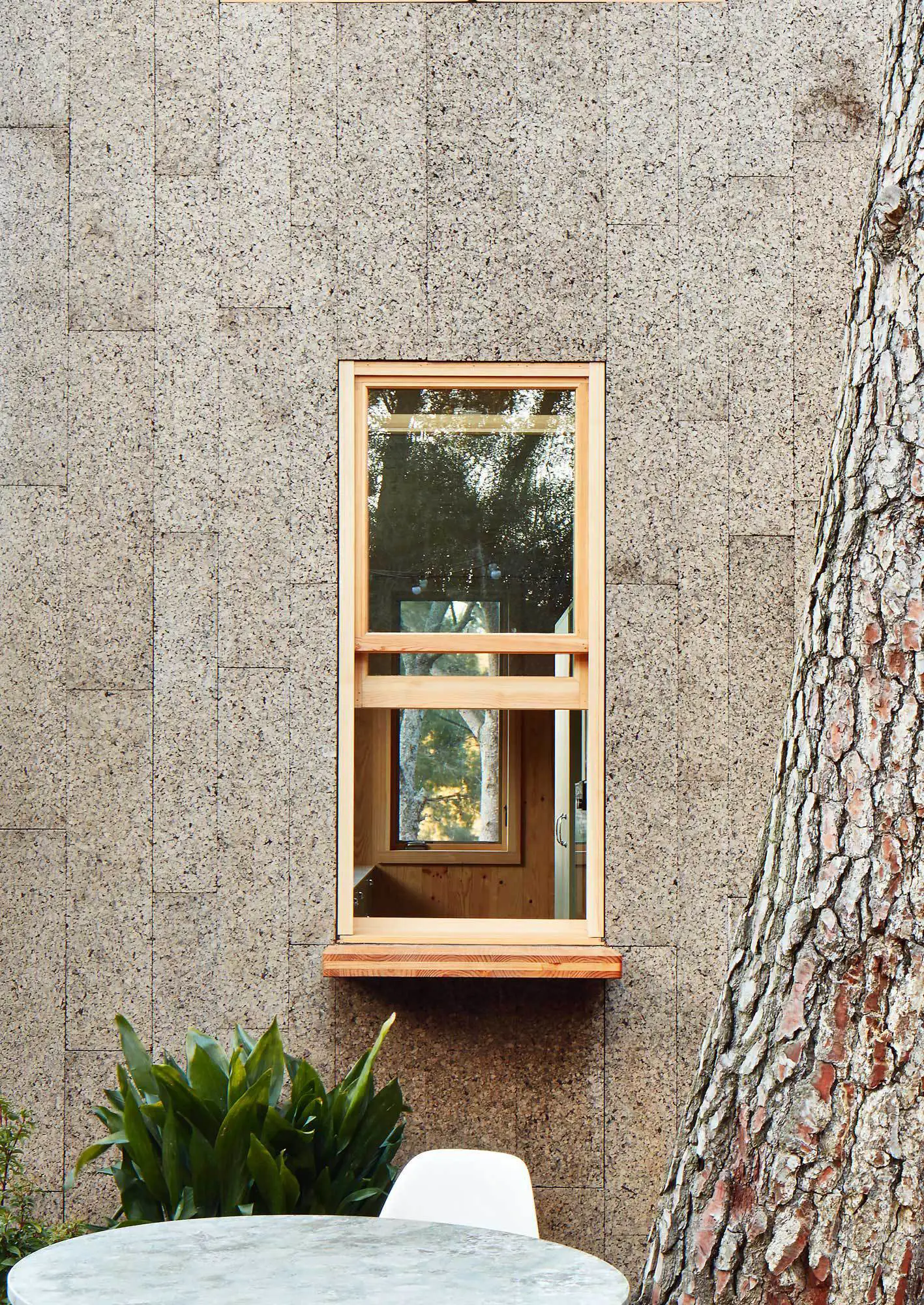 Dos casas de corcho, por López Rivera Arquitectos