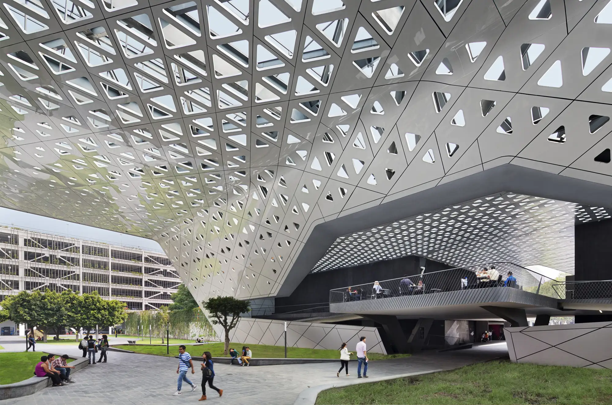 Cineteca Nacional, proyectada por Rojkind Arquitectos