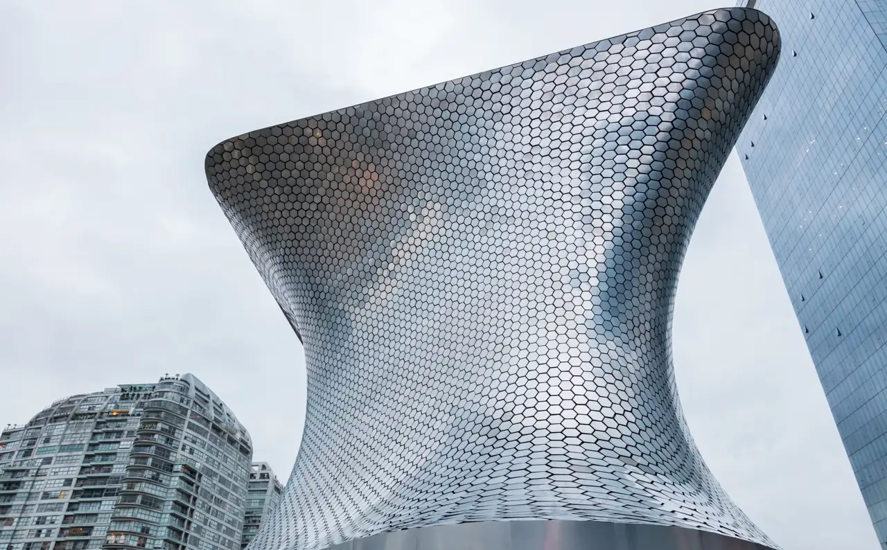 Museo Soumaya, un proyecto de Fernando Romero Enterprise