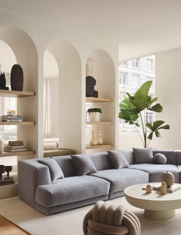 Espacios escenográficos y lujo minimalista: un dúplex de casi 400 m2 en Tribeca que respira elegancia industrial