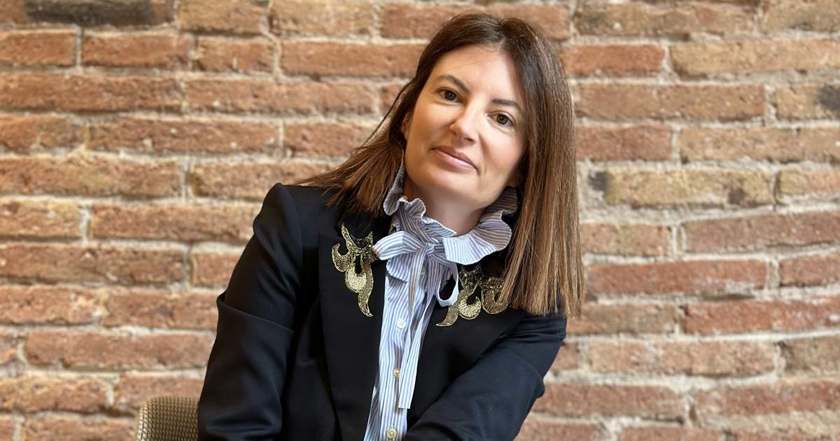 Arquitectura y Diseño: Un sofá de espaldas a la puerta es un gran error porque genera incomodidad