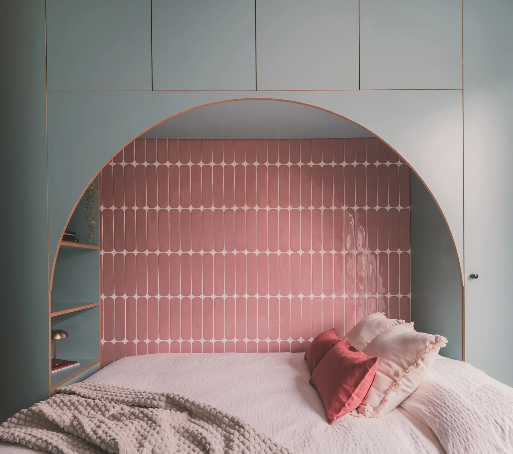 Dormitorio muebles a medida colors pastel cerámica