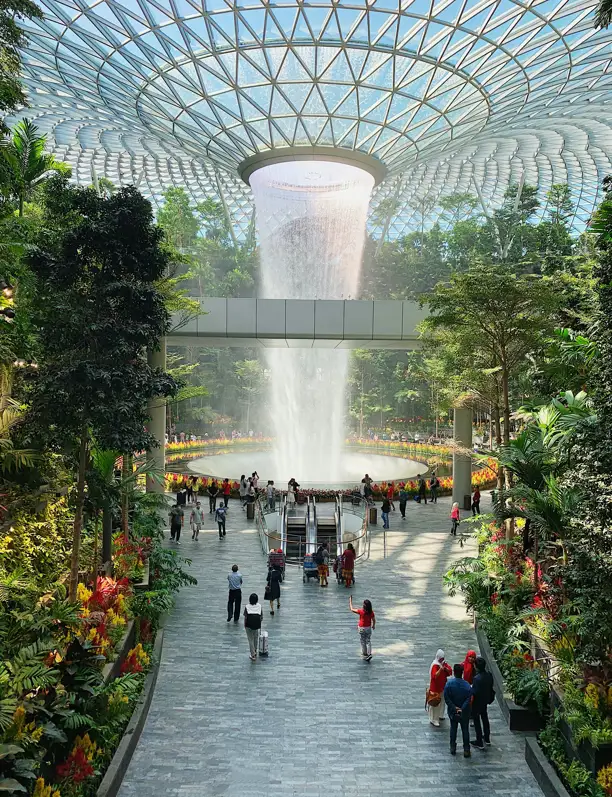 ¿Qué es la arquitectura regenerativa? Cómo los edificios futuros pueden devolverle vida al planeta