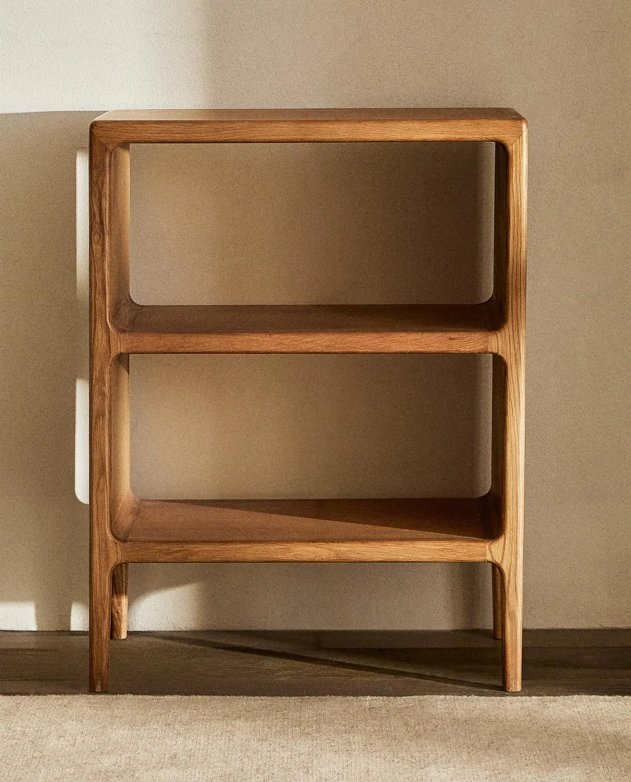 Mueble pequeño de madera