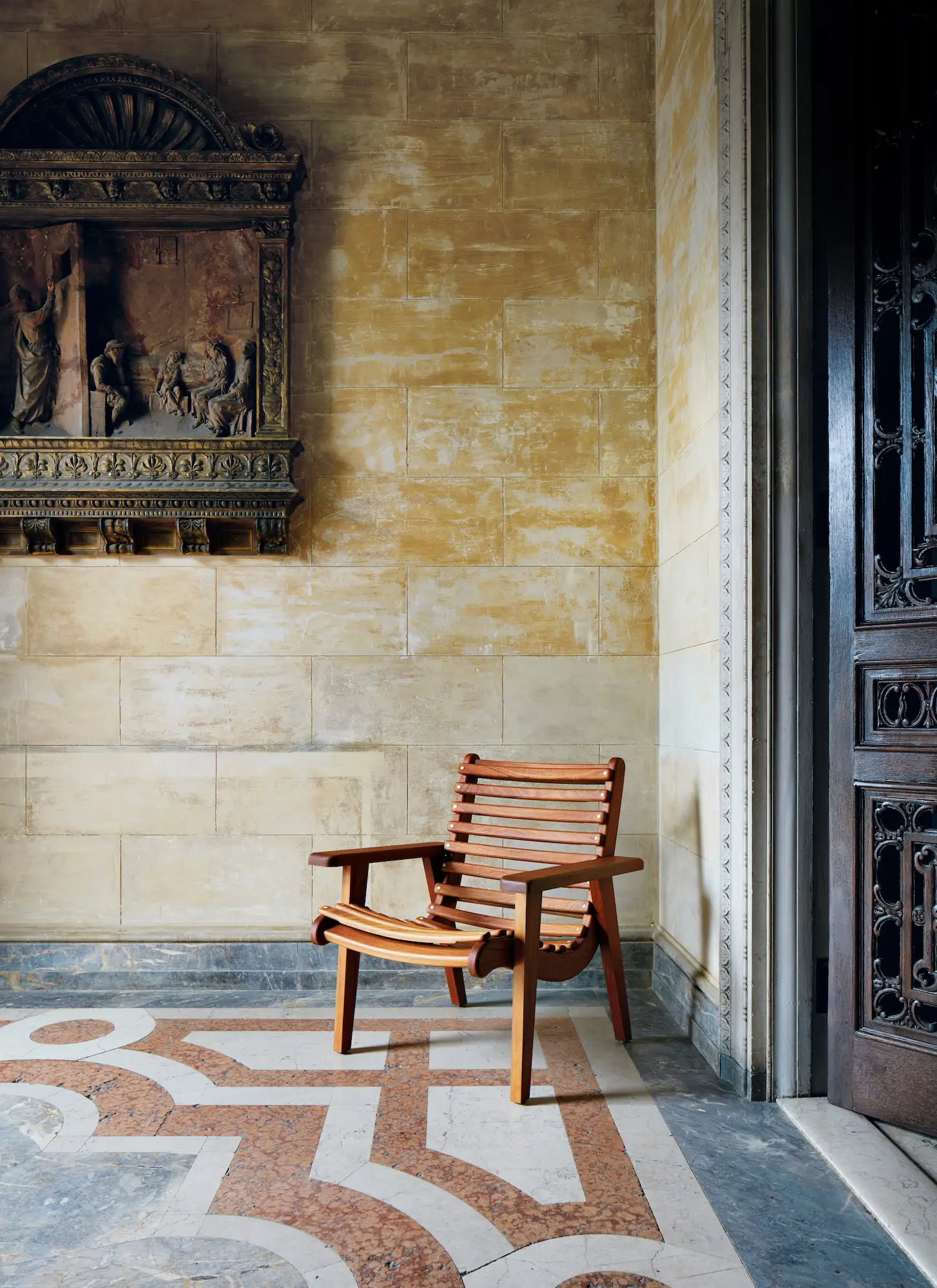 El sillón Miguelito de Michael Van Beuren, un icono mexicano que reedita Luteca. 