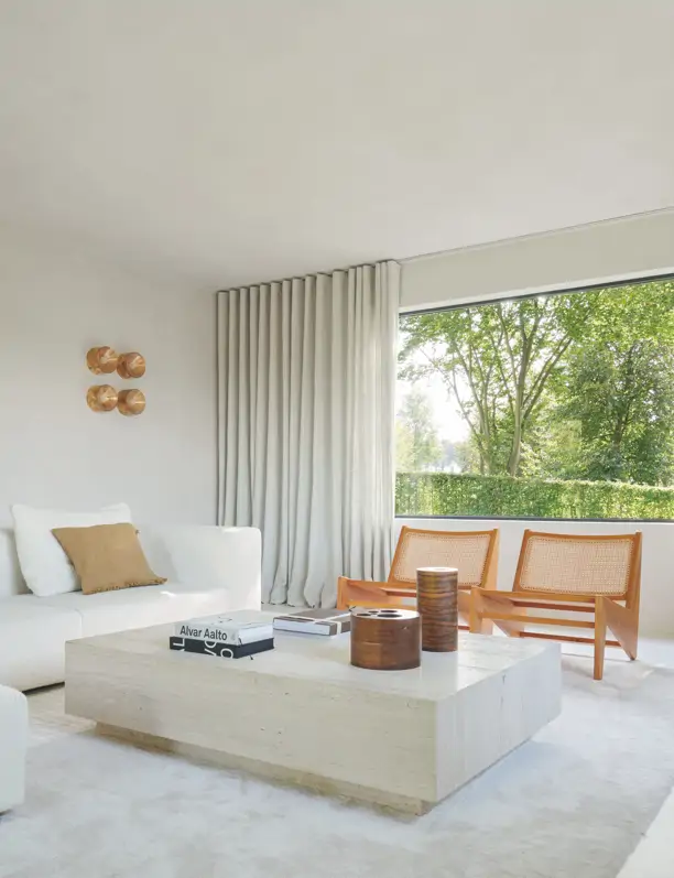 Qué es la regla 3-5-7: el truco infravalorado y sencillo para decorar tu casa como un interiorista