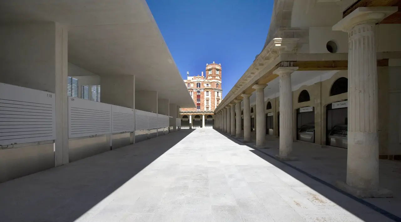 Mercado de Abastos de Cádiz, de cuya reforma se encargo el arquitecto Carlos de Riaño en 2009