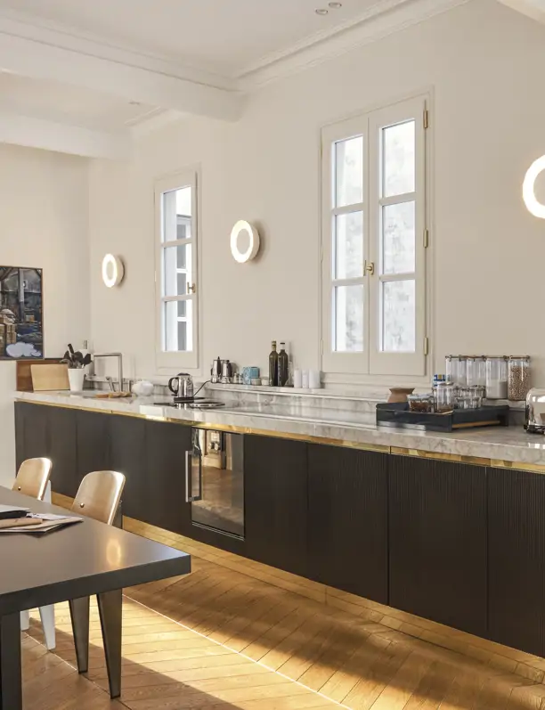 Cocinas alargadas y pequeñas: 7 FOTOS e ideas que aprovechan el espacio vistas en Arquitectura y Diseño