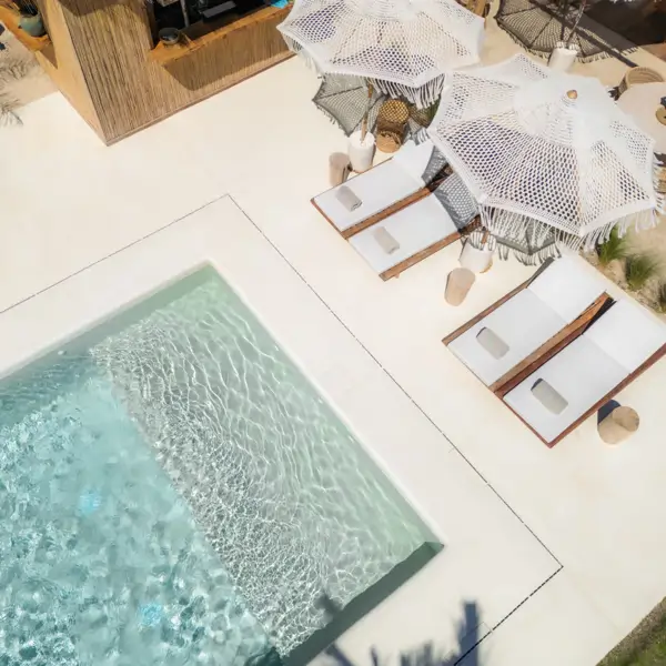 Mar Suites Formentera, el hotel donde la isla se vive incluso sin salir de la habitación