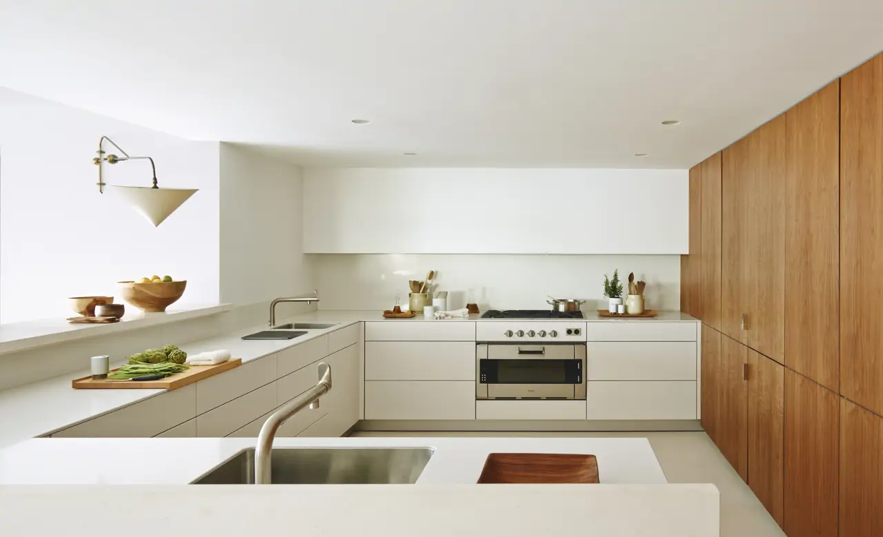 Cocina con encimera de cuarzo