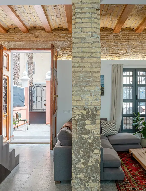 Carlos Ochando Seva, arquitecto: “La burocracia asociada a la solicitud de permisos es la mayor pega a la hora de renovar casas antiguas”