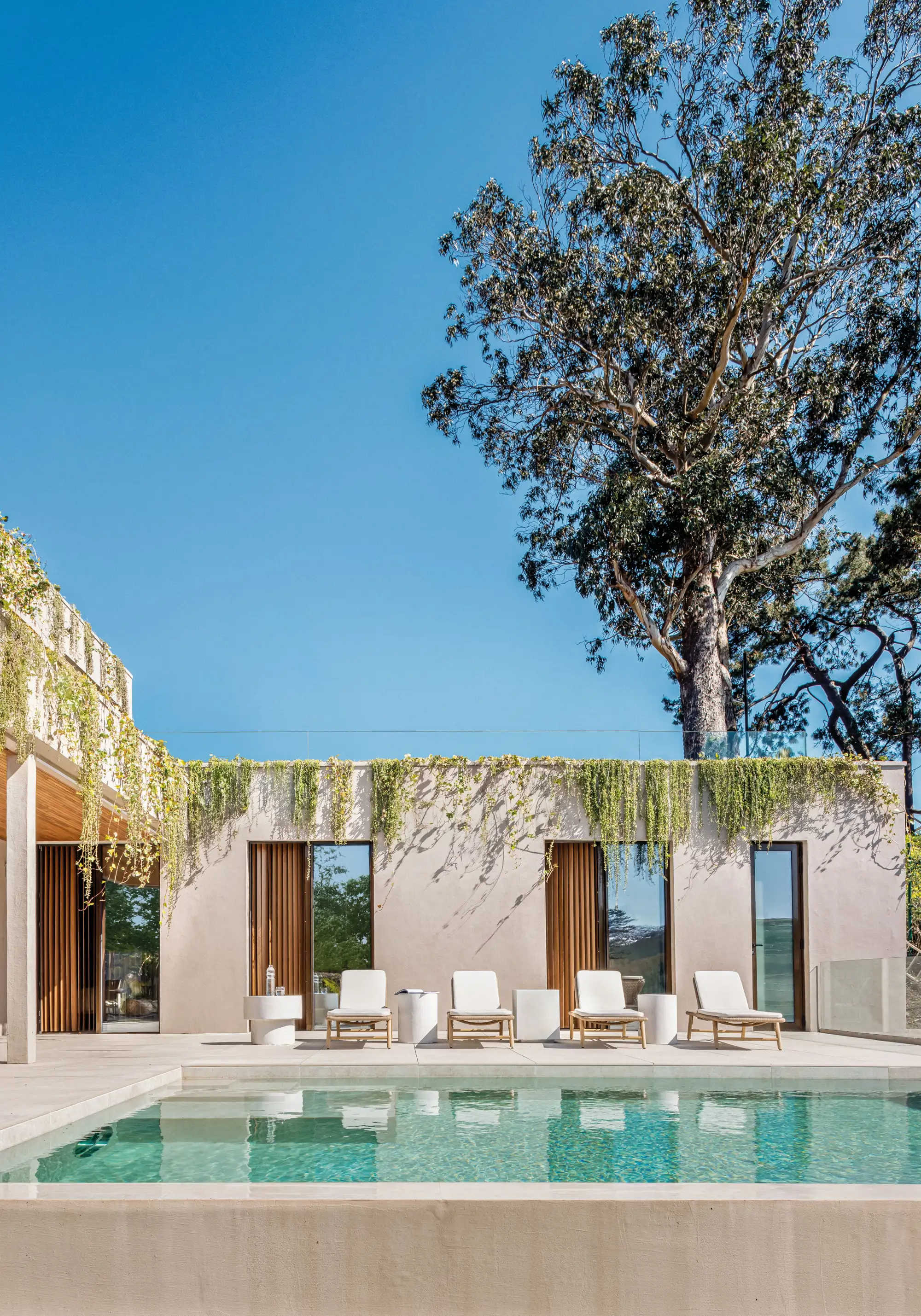 Casa moderna con piscina
