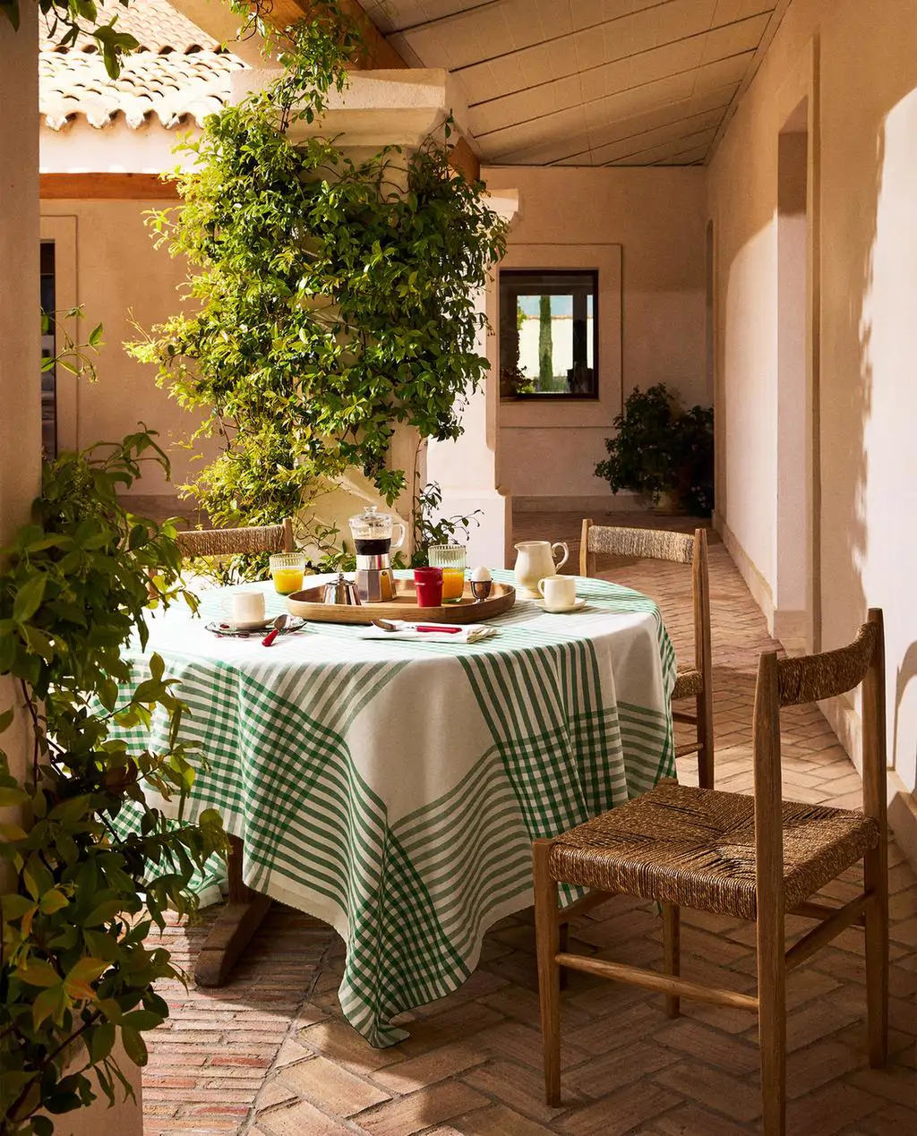 Mesa de comedor exterior