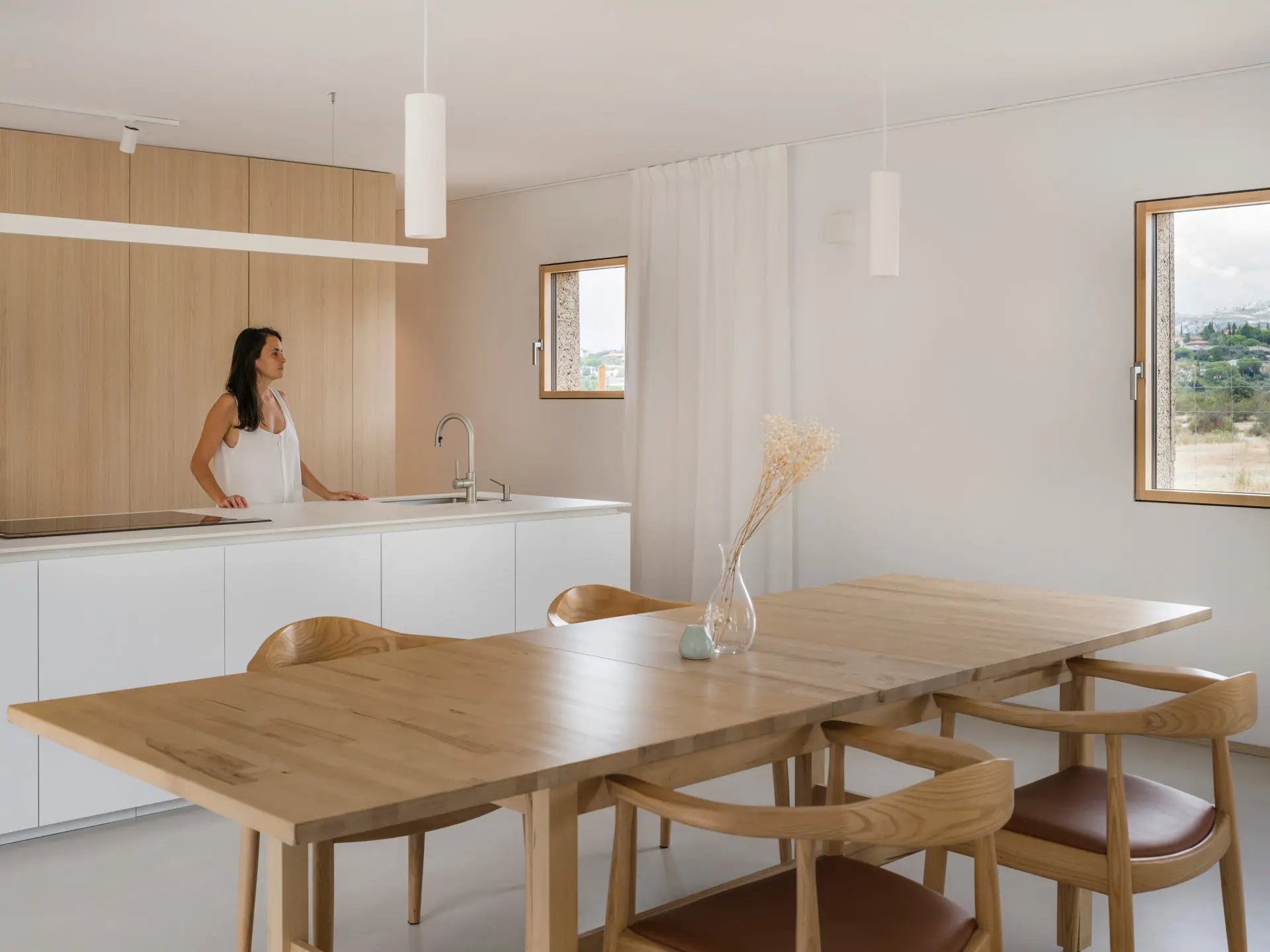 El diseño de Casa Eñe gira alrededor de la sostenibilidad. Cuenta con certificado Passivhaus. Proyecto: Irene García y Daniel Lozano