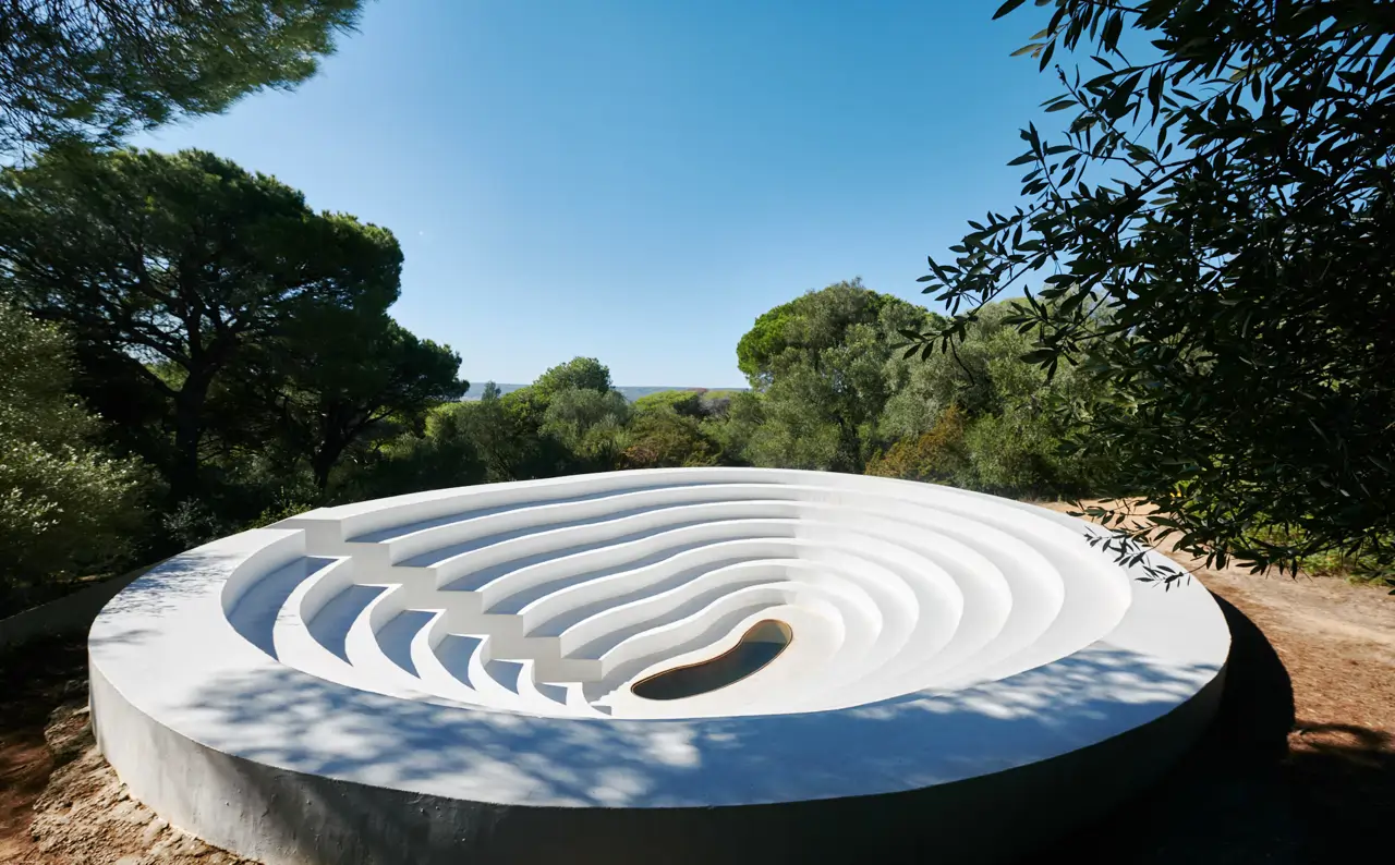 'Impresión del cielo' (2001), obra de Gunilla Bandolin en la Fundación Montenmedio Contemporánea, en Vejer de la Frontera, Cádiz