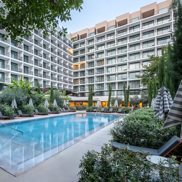 Hotel Mercure. Proyecto: Nagoa Estudio