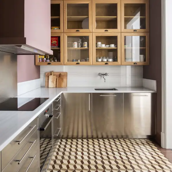 Junio y septiembre son los mejores meses para renovar tu cocina: 6 consejos de expertos para hacerlo más rápido y eficiente