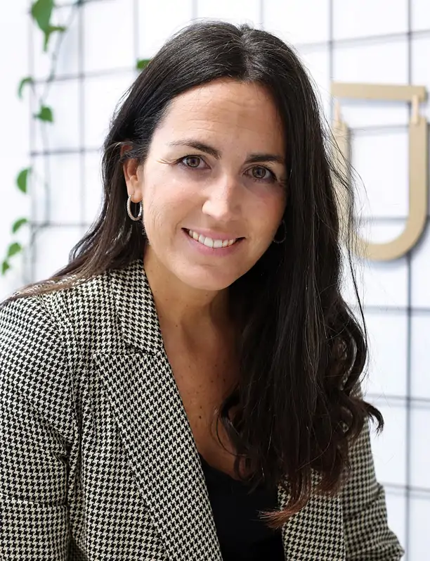 Anna Ferrer, arquitecta AP WELL: "Las noches han cambiado mucho. Necesitamos dormitorios parecidos a la naturaleza para descansar bien"