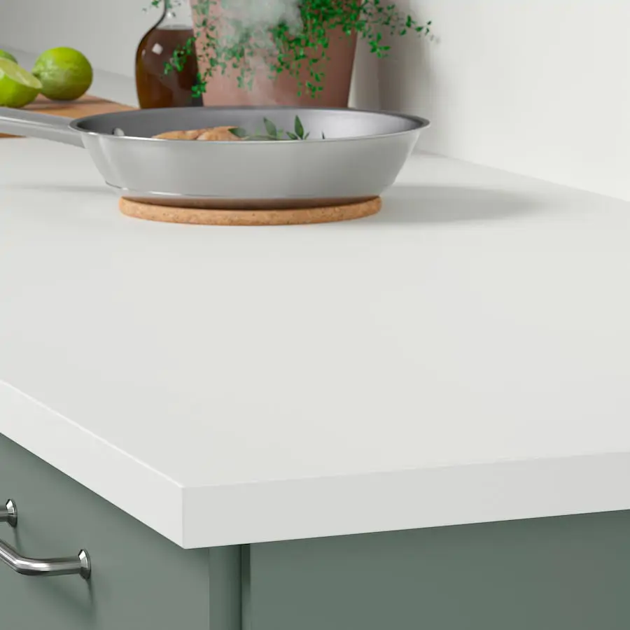 Una nueva encimera transformará la cocina, pero los muebles deben estar en buen estado