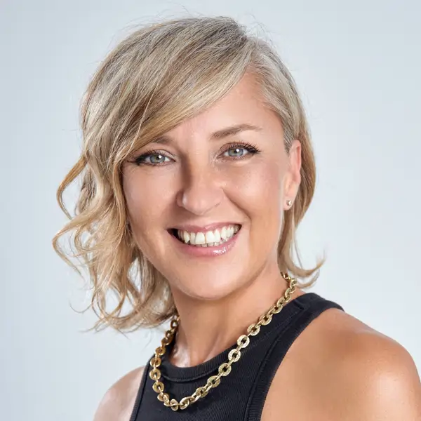 Sara Escolà, experta en Feng Shui: “Para dormir bien, sustituir la ropa de cama por textiles en tonos arena o piedra te ayudará”