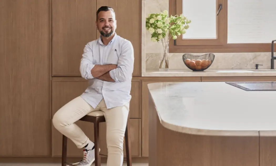 Pedro Baños, experto en cocinas: "En 2026 la tendencia será lograr que las cocinas floten y la tecnología sea invisible"