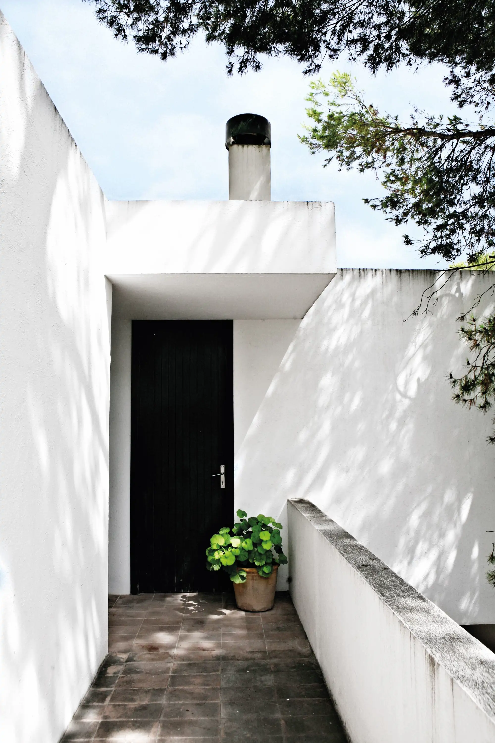Casa Carlos Nicolau