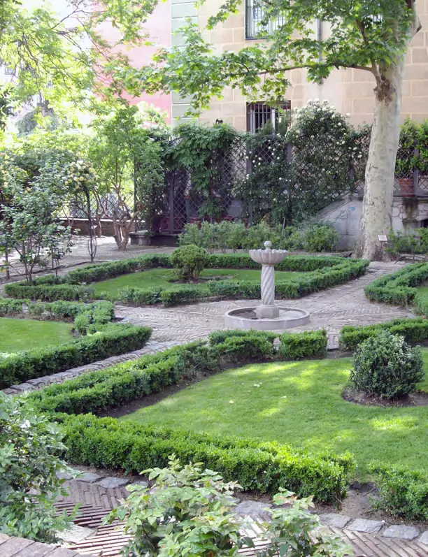 Este jardín secreto de Madrid en pleno centro se diseñó a mediados del siglo XVIII y muy poca gente lo conoce