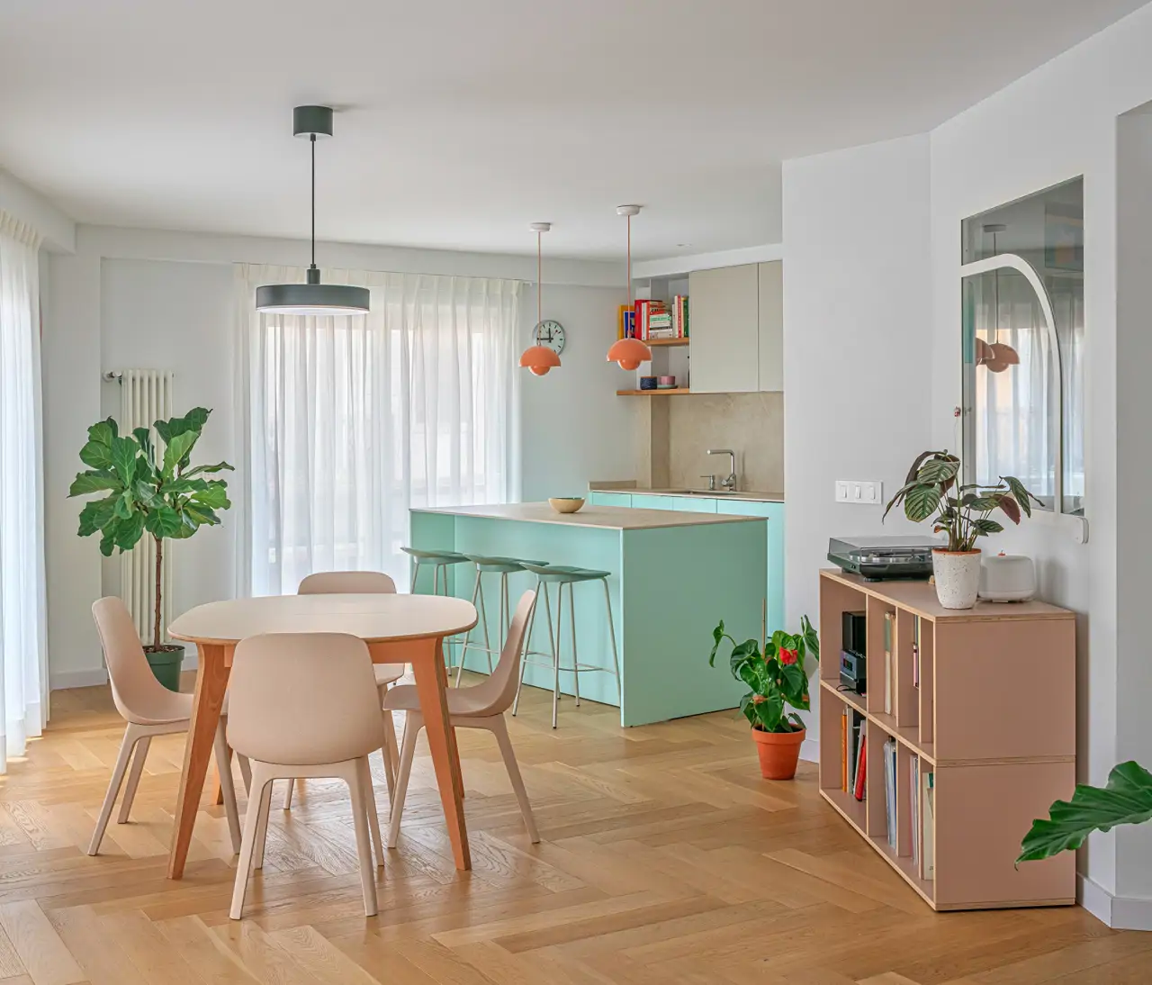 En la cocina se ha elegido un verde menta