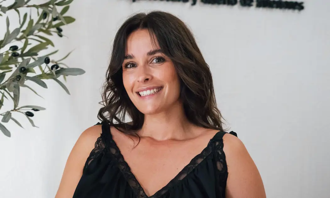 Marta Ureña, arquitecta, sobre tendencias de verano: "Existe prejuicio hacia el uso del color en casa, pero bien trabajado, canaliza emociones"