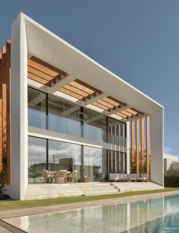 Can Sant Jordi: arquitectura de alma ibicenca con el sello de Porcelanosa
