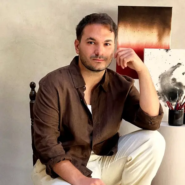 Álvaro Toledo, experto en decoración: "No pongas cortinas con aros metálicos si no quieres que tu salón parezca un baño"