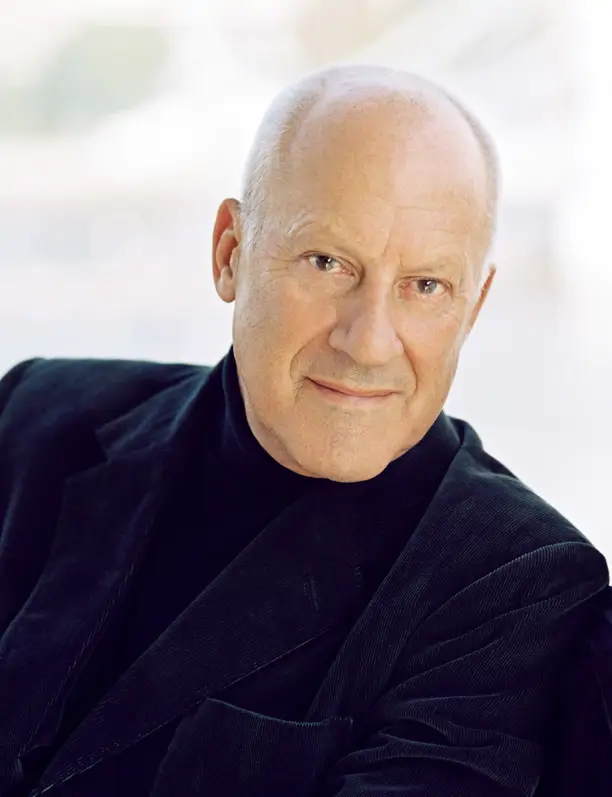 Norman Foster, arquitecto: "Es un honor construir el memorial de la Reina Isabel II. La conocí en eventos formales y me gustaba su informalidad"