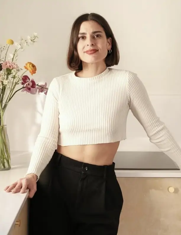 Paula Mena, arquitecta: "Una casa honesta no se mide en habitaciones, sino en cómo se toma el café, se cocina o se duerme"