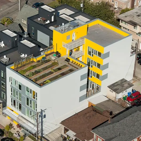 Grace Kim, arquitecta: "Vivo en un cohousing que yo misma dise&ntilde;&eacute; y constru&iacute; en el que cenamos todos los vecinos juntos 3 veces por semana"