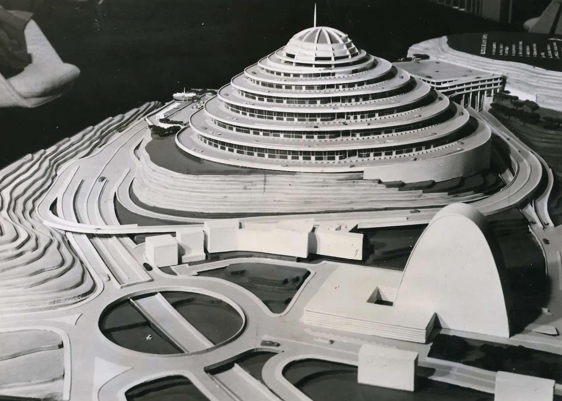 Historia de El Helicoide, en Caracas: el terrible destino de un ...