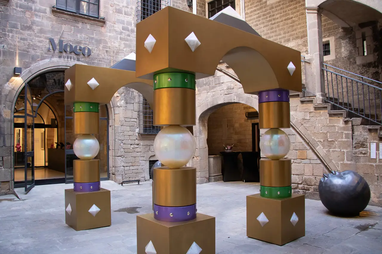 mocomoco様 El Moco Museum Barcelona se reinventa: de arte icónico al
